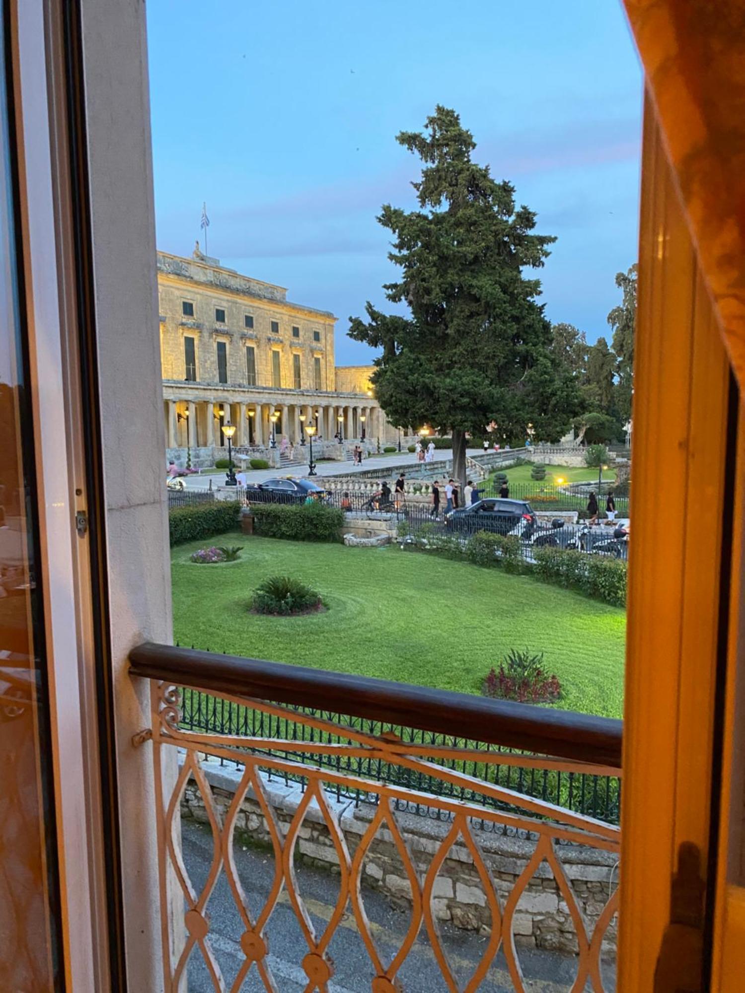 Palazzo Luxury Suite - View To Liston Square & Old Fortress Of Corfu Old Town エクステリア 写真