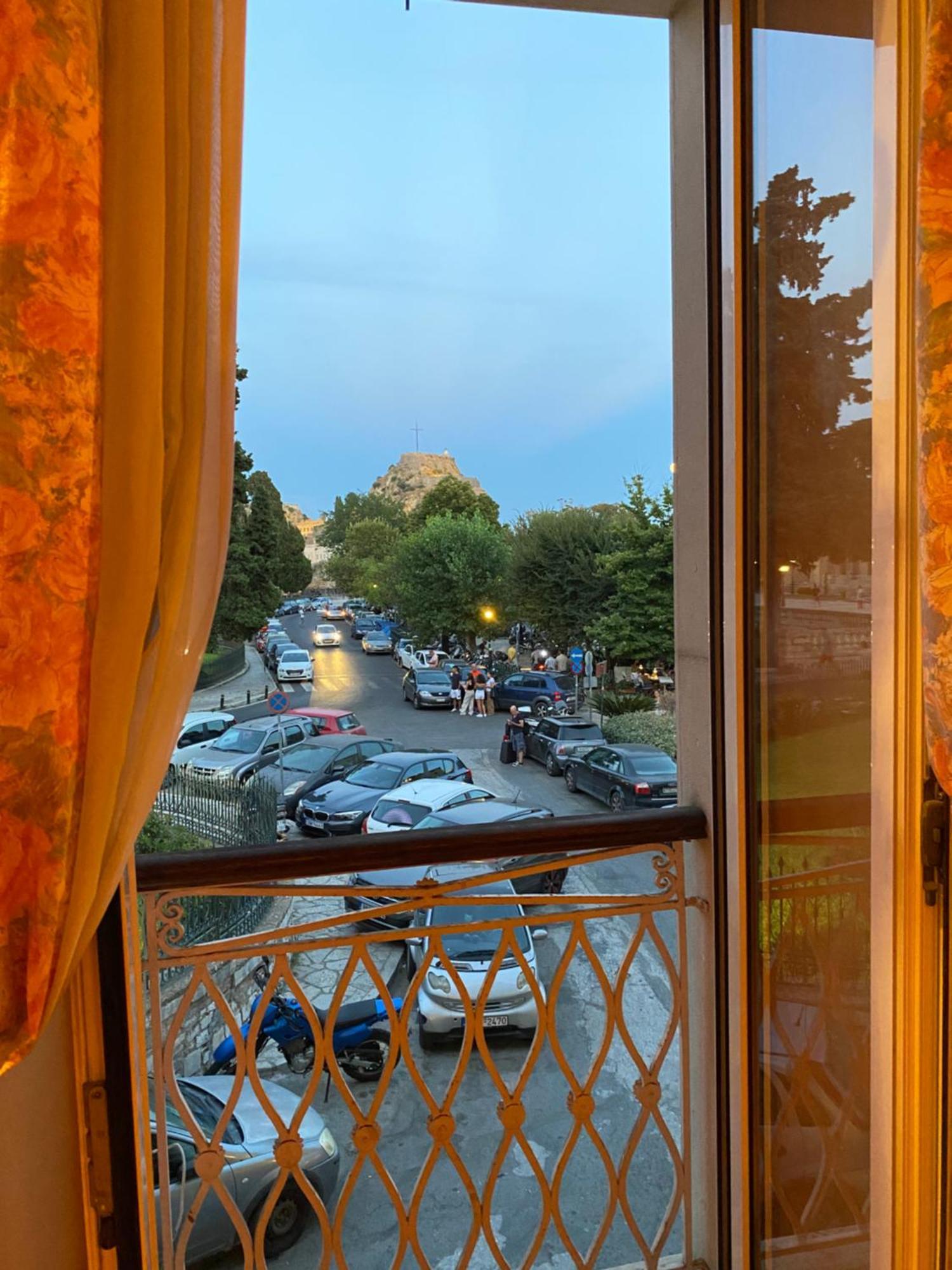 Palazzo Luxury Suite - View To Liston Square & Old Fortress Of Corfu Old Town エクステリア 写真